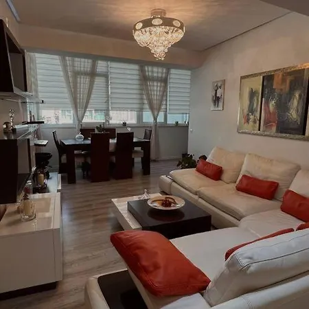 Sunshine Apartment Tirana